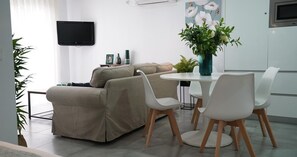 Dining - Apartment Placentines 2 (Sevilla)