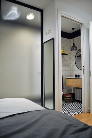 3 habitaciones, cuna de viaje, wifi y ropa de cama