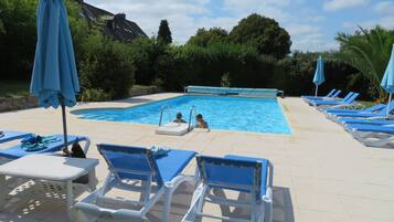 Piscine extérieure, piscine chauffée