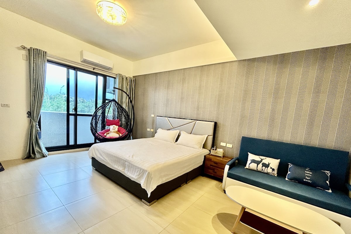 Design Double Room | 1 bedroom, Egyptian cotton sheets, premium bedding, down comforters