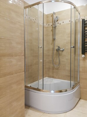 Apartment | Badezimmer