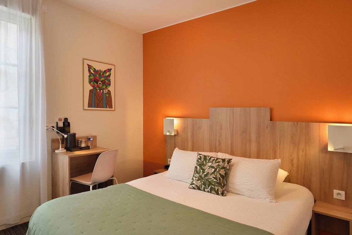 Classic Double Room | Individually decorated, individually furnished, desk, soundproofing