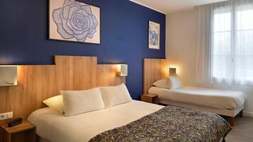 Chambre Triple Classique | Décoration personnalisée, ameublement personnalisé, bureau