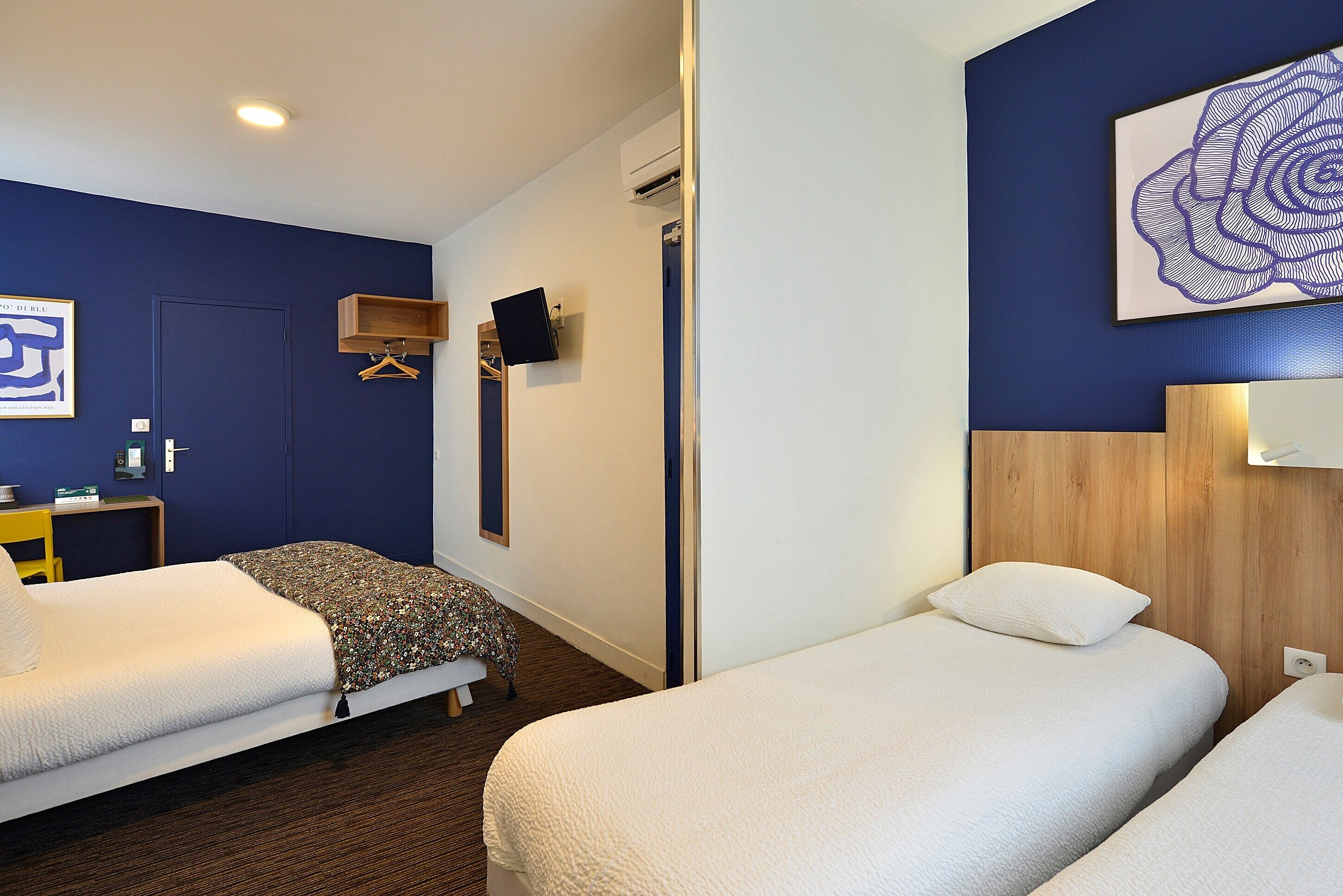 Classic Quadruple Room