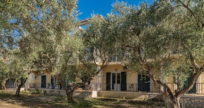 Allegro Studios & Apartments