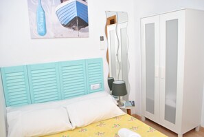 2 habitaciones, tabla de planchar con plancha, wifi y ropa de cama 