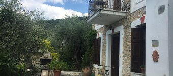 The Old Bakery, Ano Gatzea
