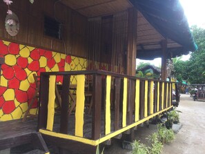 Economy Room, Multiple Beds, Beachfront