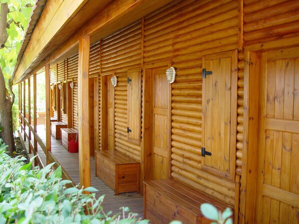 Double Room, Private Bathroom (Albergue Nido) | Soundproofing, free WiFi