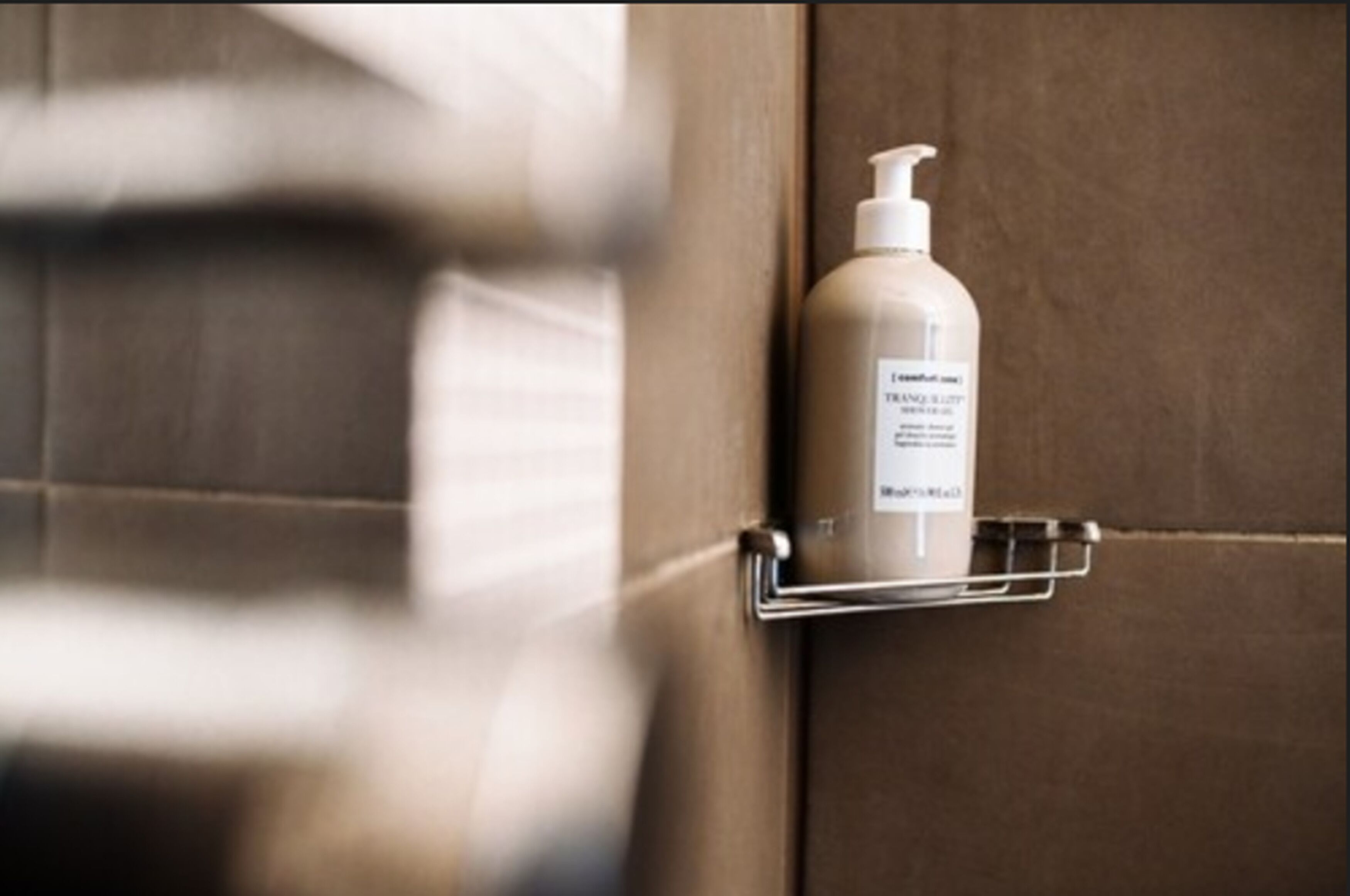 standard single room | room amenity