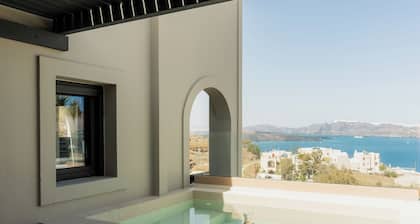 Black Diamond Suites - Adults Only