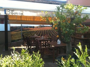 Breakfast, lunch, dinner served; Spanish cuisine  - Hotel El Balcón (Aviles)