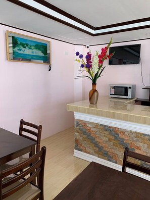 Dining - Adams View Hotel (Moalboal)