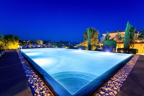 Seasonal outdoor pool, open 9:00 AM to 8:00 PM, pool umbrellas - 180 South Seaside Hotel (Ermionida)