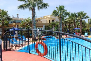 Pool - We are the cheapest in the area   (campofelice di roccella)