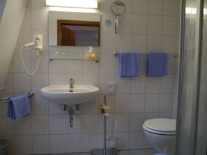 ห้องดับเบิล | อ่างล้างมือ