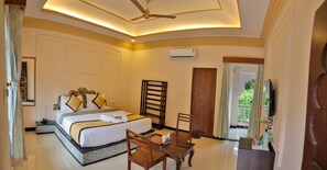 Premium bedding, Select Comfort beds, in-room safe