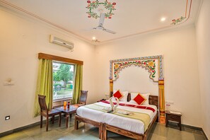 Premium bedding, Select Comfort beds, in-room safe - Kumbhal Palace Kumbhalgarh (Kumbhalgarh)