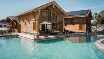 Premium Chalet | Premium bedding, pillow-top beds, minibar, in-room safe