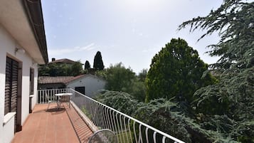Comfort Apartment | Balcony view