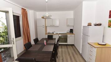 Comfort Apartment | In-room dining