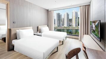 Family Apartment, Multiple Beds | In-room safe, blackout drapes, free WiFi, bed sheets
