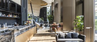 โรงแรมอัลวา บาย รอยัล