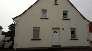 Unclassified image, 2 of 6, button - Ferienwohnung Kaster (Homburg)