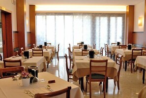 Gratis morgenmadsbuffet hver dag