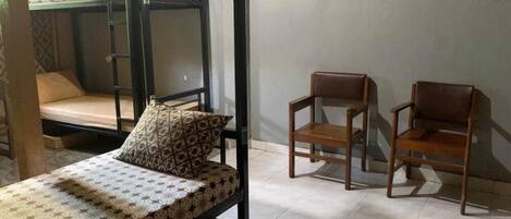 SystĂšme dâinsonorisation, accĂšs au Wi-Fi (inclus), literie fournie