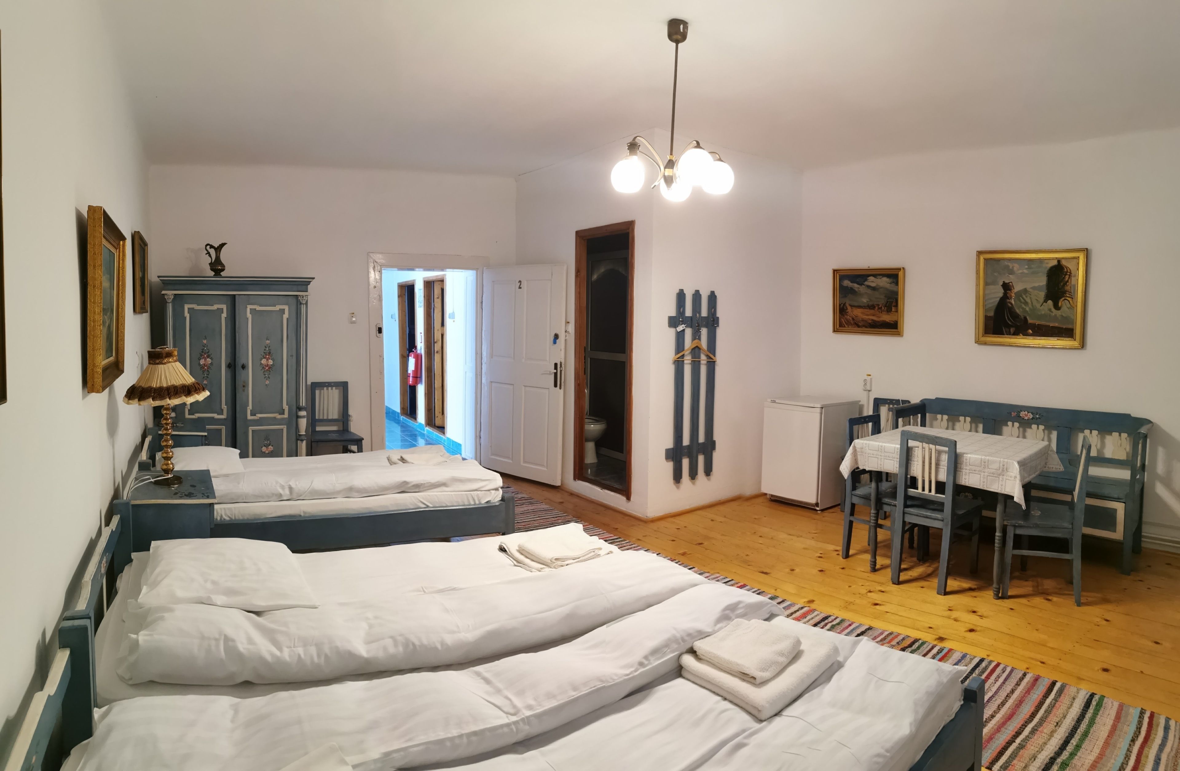 Triple Room | Minibar, individually furnished, free WiFi, bed sheets