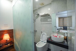 Premium Room | Bathroom
