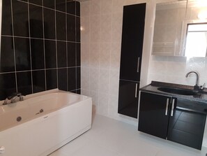 Bathroom - World Suits (Trabzon)