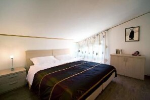 1 camera, ferro/asse da stiro, Wi-Fi, lenzuola