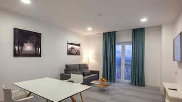 Junior Suite | Minibar, desk, iron/ironing board, free WiFi
