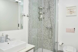 Hair dryer - Santana 2 - Checkinhome (Lisboa)