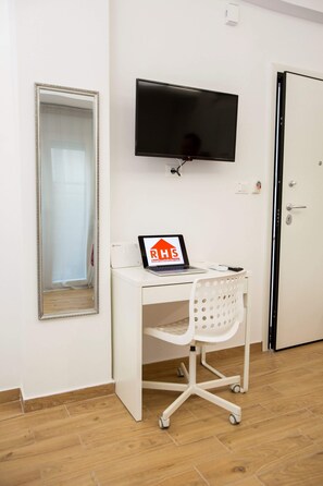 Luxury Studio | Living area | Flat-screen TV - Raise Cosy Apartment (Glyfada)