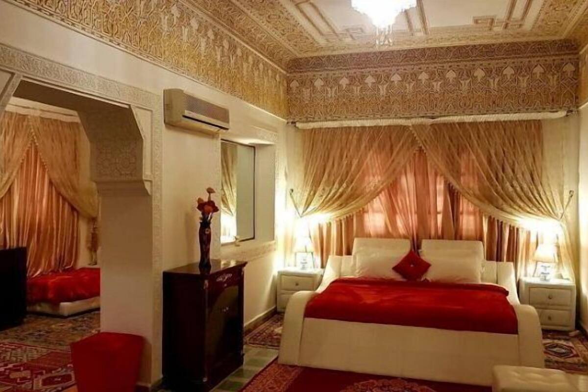 Family Suite, Multiple Beds (Lala Halima) | Desk, iron/ironing board (on request), WiFi (free)