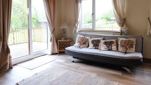 Chalet (Durham) | Wohnbereich | Flachbildfernseher