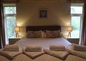 Chalet (Essex) | Een strijkplank/strijkijzer, gratis babybedden, gratis extra bedden