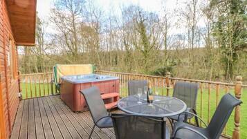 Chalet (Durham) | Teres/patio