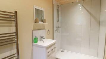 Chalet, Park View (Middlesex) | Bilik Mandi | Tuala disediakan