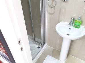 Double Room, Private Bathroom (Suite 2) | Bathroom | Towels - The Room Guest (London)