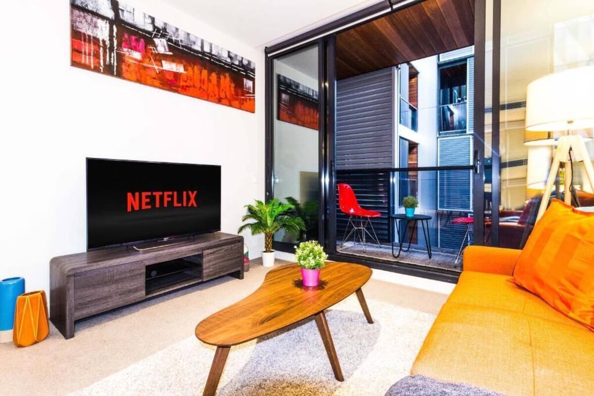 Apartment, 2 Bedrooms | Living area | Flat-screen TV, Netflix