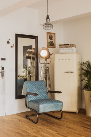 Apartment (68) | Individually decorated, desk, laptop workspace, iron/ironing board - Apartamenty Hornigold Katowice- Nikiszowiec (Katowice)