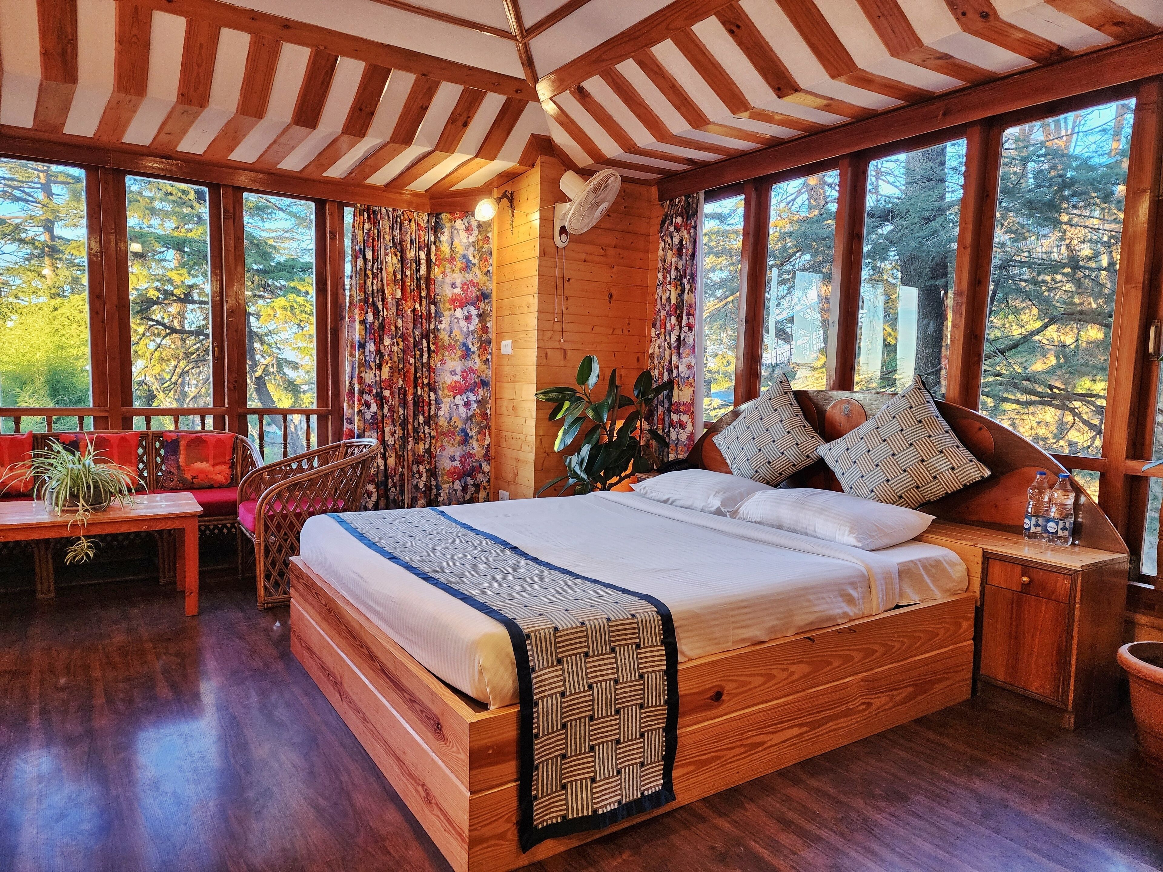 Royal-Suite | Hochwertige Bettwaren, Zustellbetten, kostenloses WLAN, Bettwäsche