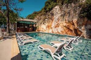 Seasonal outdoor pool - Hotel Luna Kas (Kas)