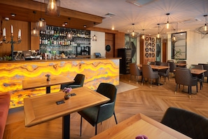 Bar (en la propiedad)