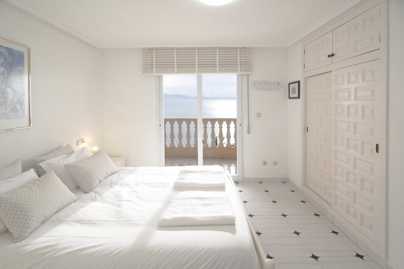 4 chambres, fer et planche à repasser, Wi-Fi gratuit, draps fournis