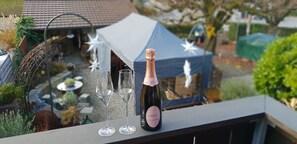 ห้องสวีท, วิว  สวน | ลานระเบียง/นอกชาน